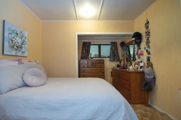 Photo of property in 97 Town Point Road, Maketu, 3189