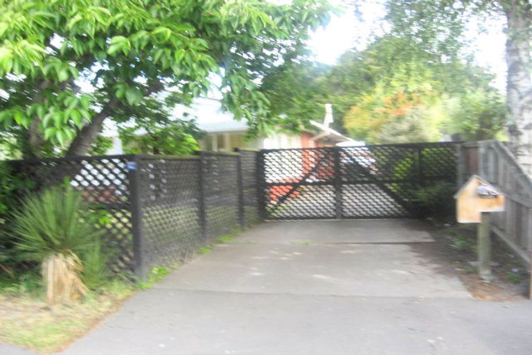Photo of property in 32 Riverview Street, Beckenham, Christchurch, 8023