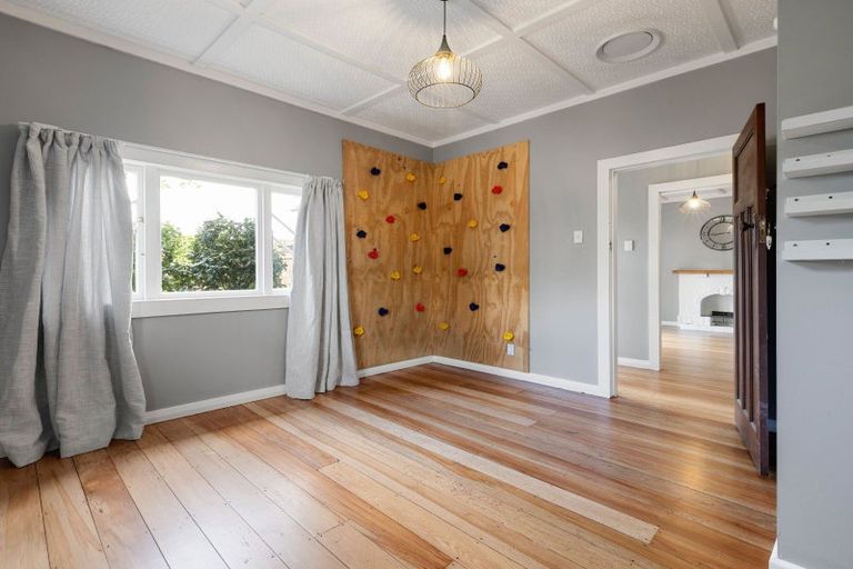 Photo of property in 117 Forest Lake Road, Forest Lake, Hamilton, 3200