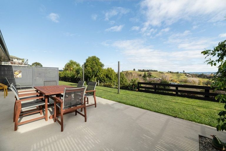 Photo of property in 112r Waikite Road, Welcome Bay, Tauranga, 3175