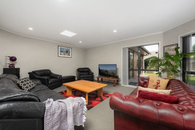 Photo of property in 11 Satori Key, Papamoa Beach, Papamoa, 3118