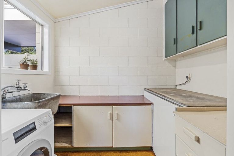 Photo of property in 20 Portland Drive, Mangorei, New Plymouth, 4312