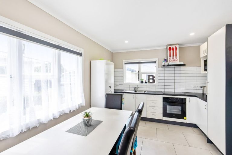 Photo of property in 4 Ferguson Street, Levin, 5510