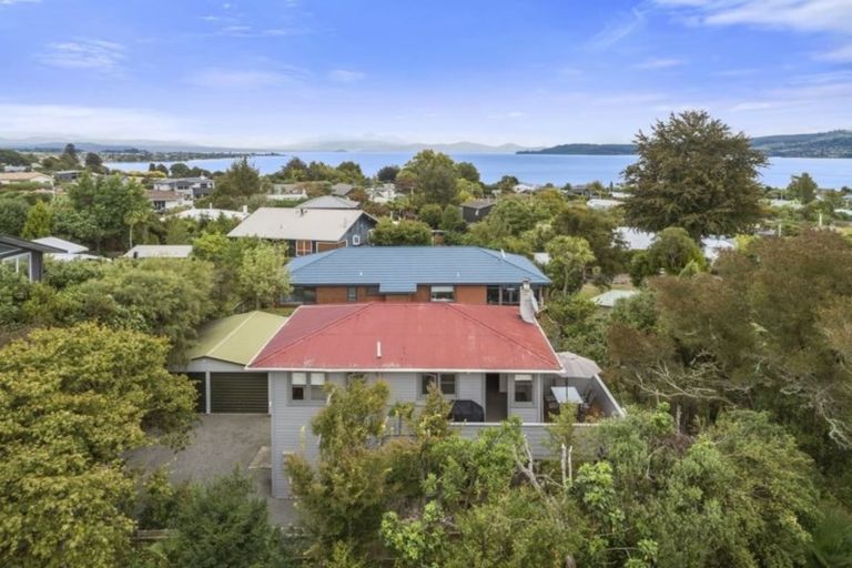 Photo of property in 1/5 Waihora Street, Taupo, 3330