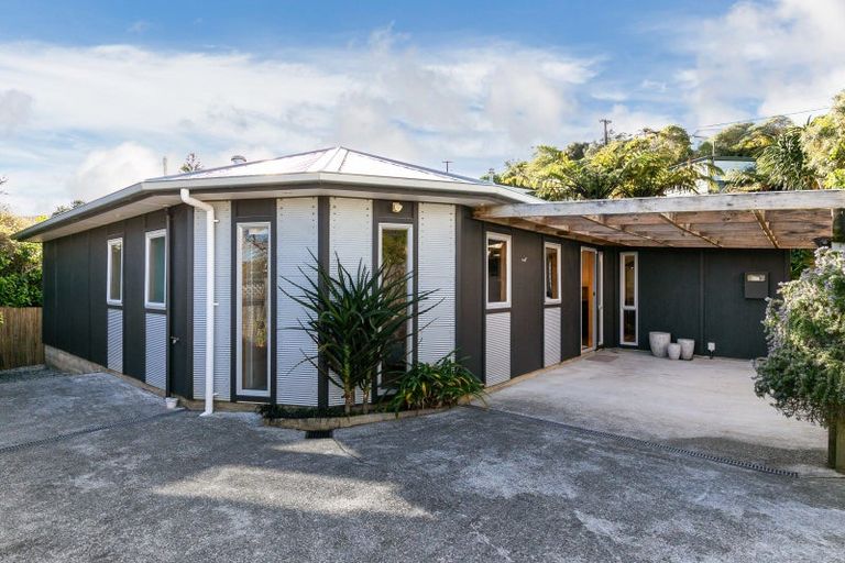 Photo of property in 7a Montgomery Avenue, Karori, Wellington, 6012