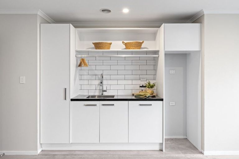 Photo of property in 38 Walter Lawry Road, Paerata, Pukekohe, 2124