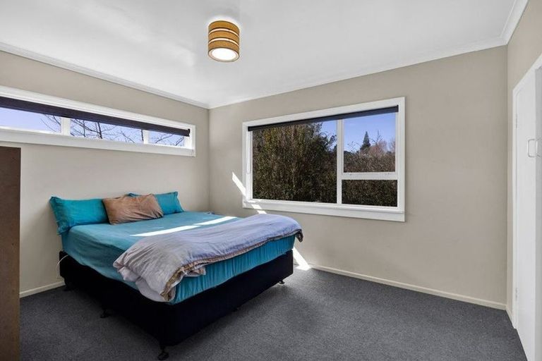 Photo of property in 3 Elizabeth Place, Ferndale, New Plymouth, 4310
