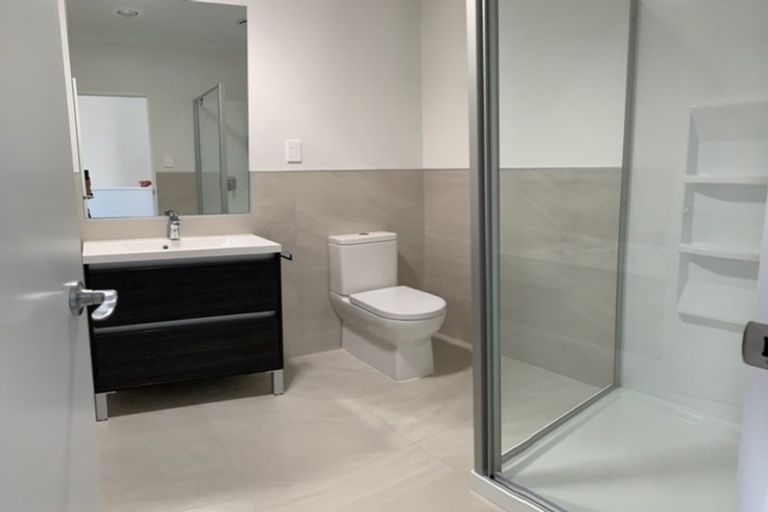 Photo of property in 36 Owen Chapman Drive, Red Beach, 0932