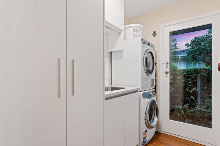 Photo of property in 63 Carruthers Street, Ilam, Christchurch, 8041