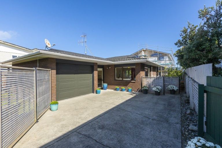 Photo of property in 1/56 Seaview Road, Paraparaumu Beach, Paraparaumu, 5032