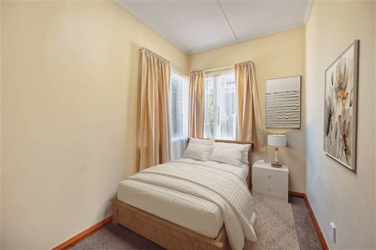 Photo of property in 9 Cassino Crescent, Onekawa, Napier, 4110