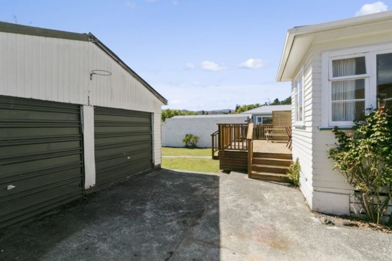 Photo of property in 16 Hay Street, Wainuiomata, Lower Hutt, 5014