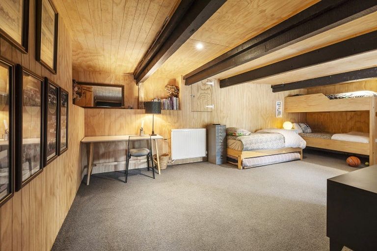 Photo of property in 164 Wadestown Road, Wadestown, Wellington, 6012