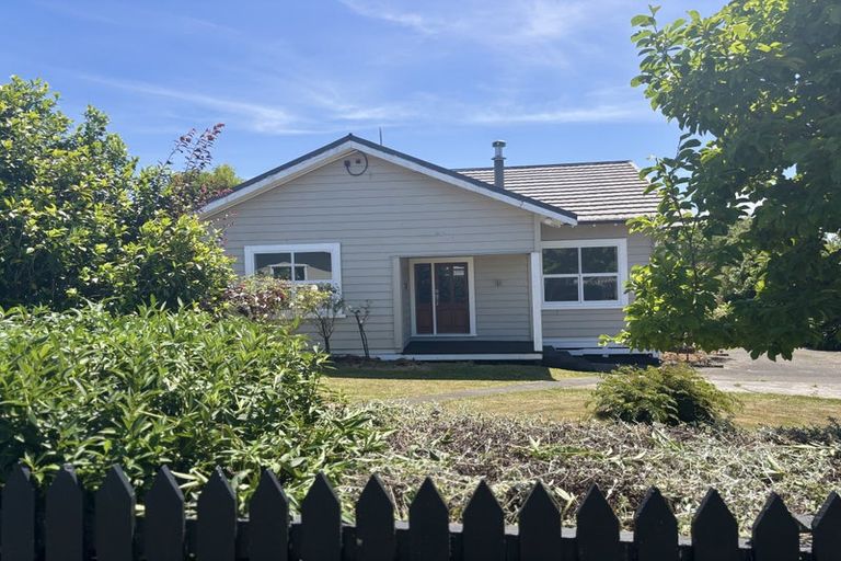 Photo of property in 10 Wallace Road, Waipukurau, 4200