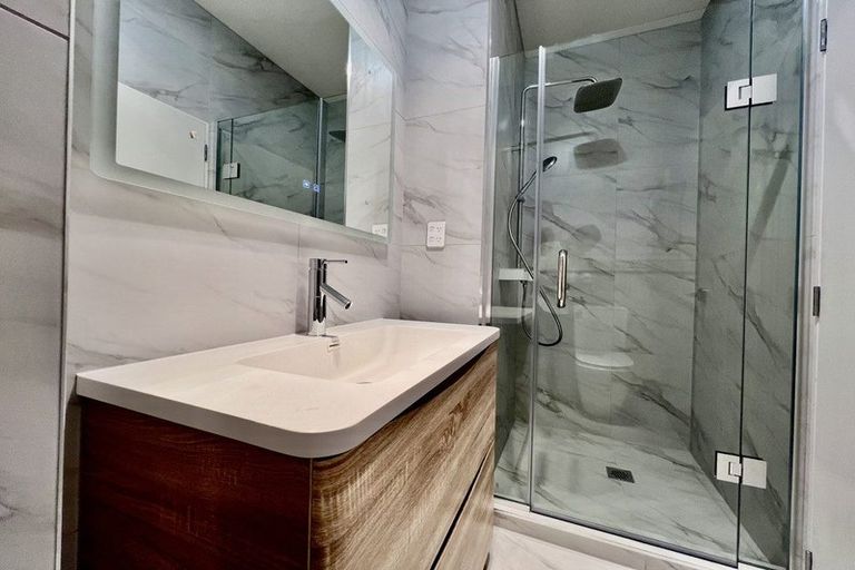 Photo of property in 24 Neretva Avenue, Massey, 0614