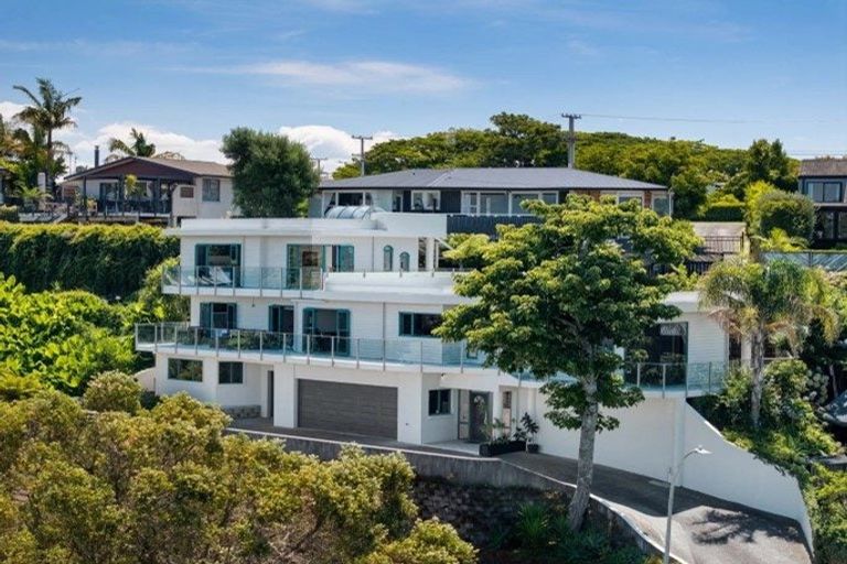 Photo of property in 9 Bay Street, Matua, Tauranga, 3110