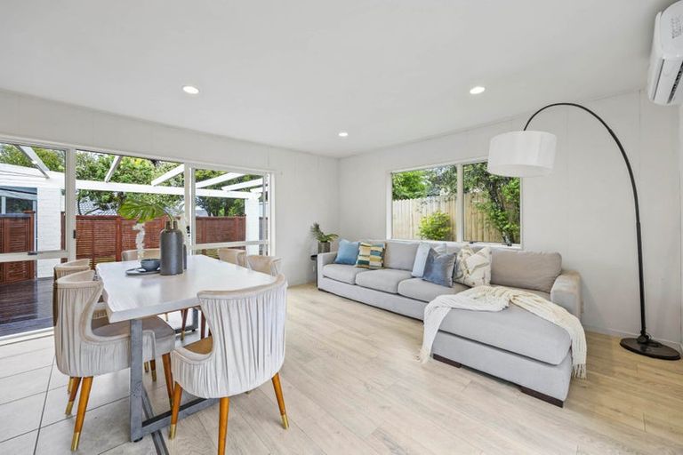 Photo of property in 26 Dannemora Drive, Dannemora, Auckland, 2016