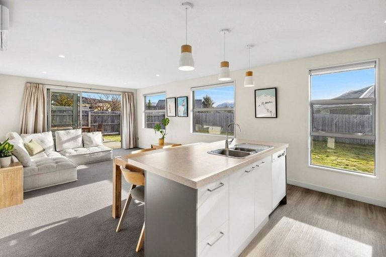 Photo of property in 14 Finch Street, Albert Town, Wanaka, 9305