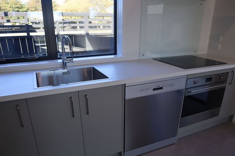 Photo of property in 29 Piripiri Place, Broomfield, Christchurch, 8042