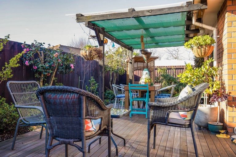 Photo of property in 2/35 Ben Nevis Drive, Broomfield, Christchurch, 8042