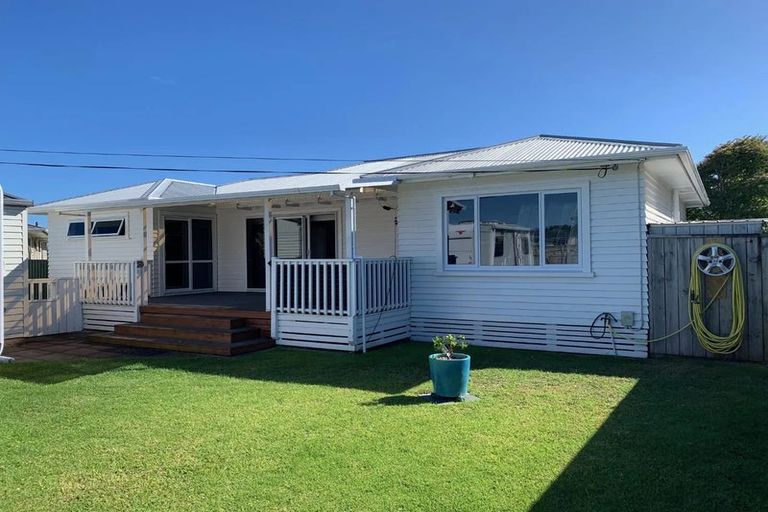 Photo of property in 151 Ngamotu Road, Spotswood, New Plymouth, 4310