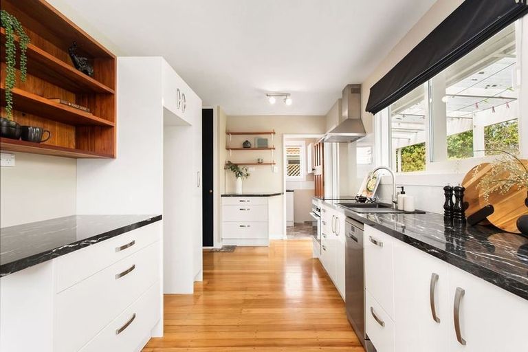 Photo of property in 40 Gregan Crescent, Burnside, Christchurch, 8053