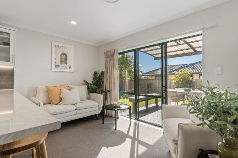 Photo of property in 5 Mahonia Place, Pyes Pa, Tauranga, 3112