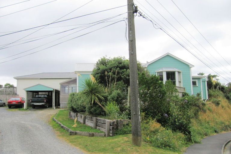 Photo of property in 30 Mornington Road, Brooklyn, Wellington, 6021