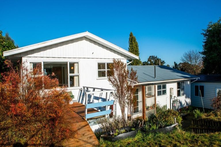 Photo of property in 17 Lee Street, Ohakune, 4625