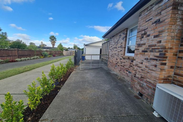 Photo of property in 51 Hilling Street, Titirangi, Auckland, 0604