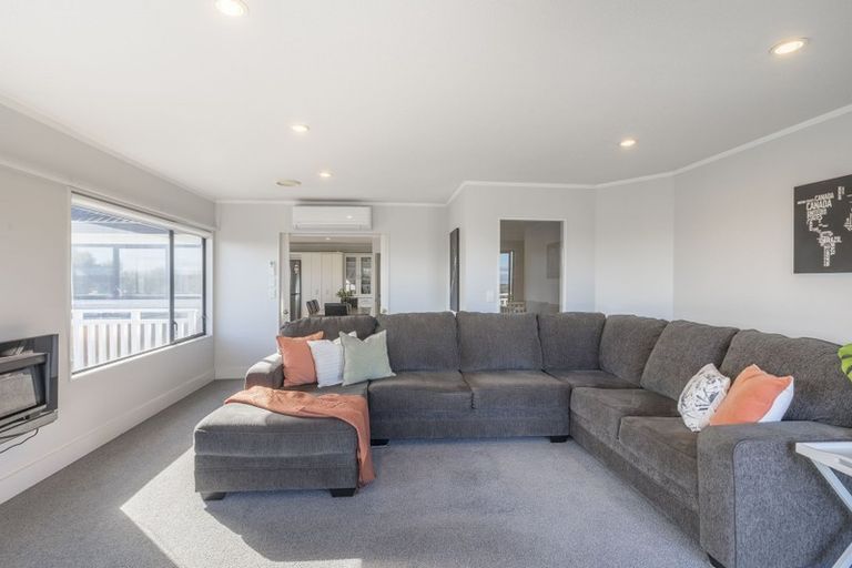 Photo of property in 11 Kea Street, Waikanae, 5036