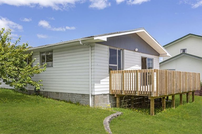 Photo of property in 45 Hicks Close, Whitby, Porirua, 5024