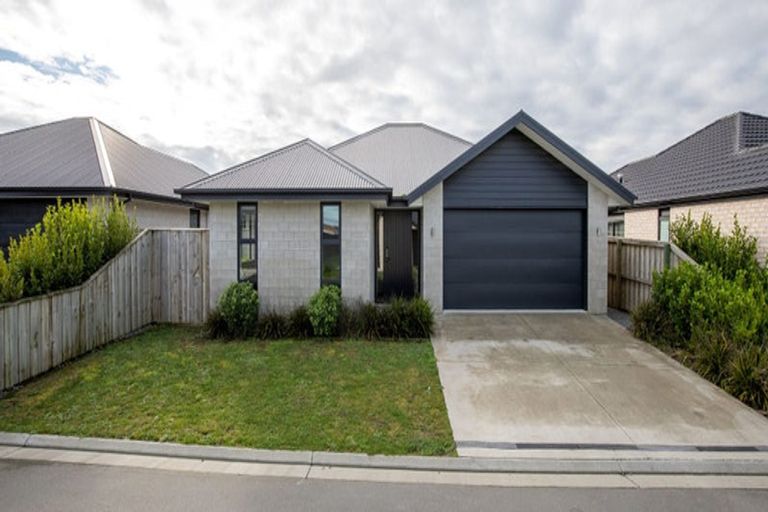 Photo of property in 7 Chris Drive, Rolleston, 7614