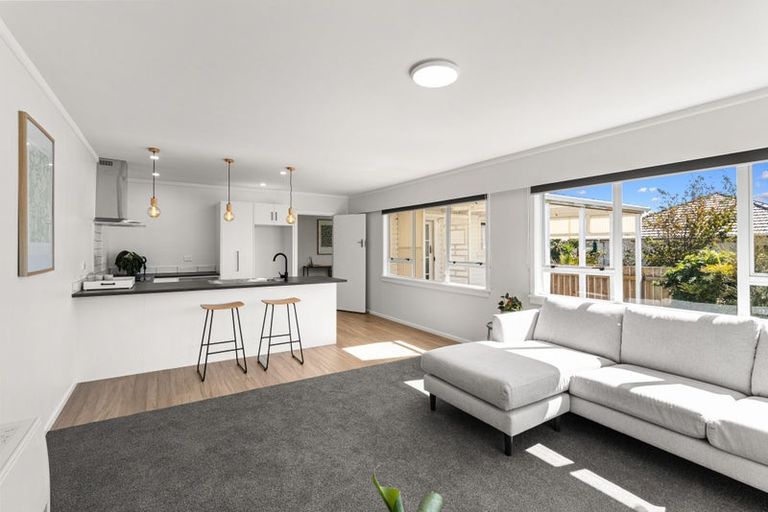 Photo of property in 401 Carrington Street, Upper Vogeltown, New Plymouth, 4310