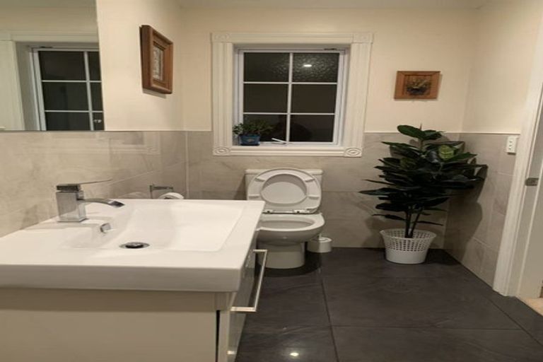 Photo of property in 42 Mauldeth Terrace, Churton Park, Wellington, 6037