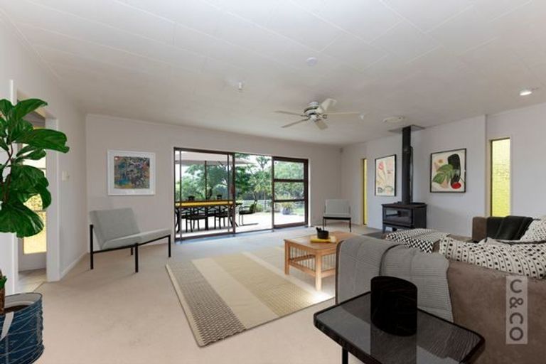 Photo of property in 1134 Old North Road, Helensville, Waimauku, 0882