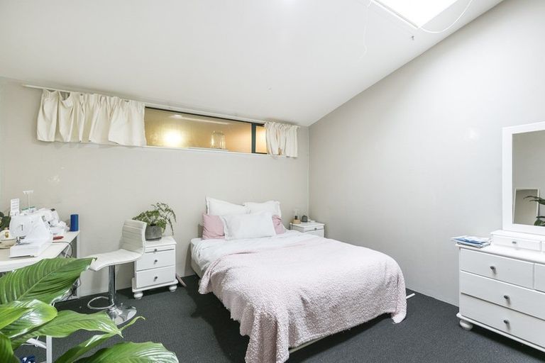 Photo of property in 5u7 Hopper Street, Mount Cook, Wellington, 6011