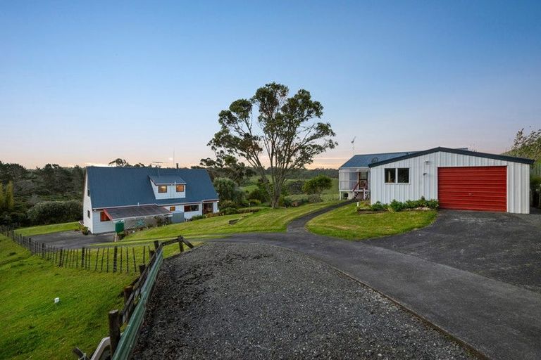 Photo of property in 224 Richards Road, Dairy Flat, Albany, 0794