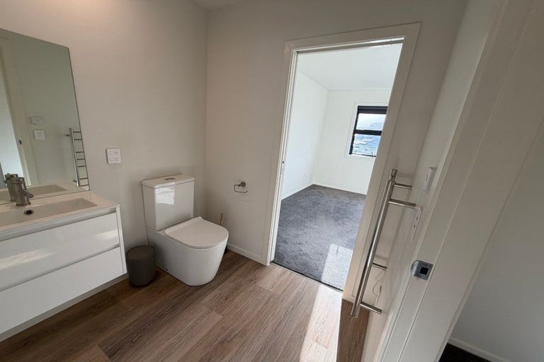Photo of property in 5/37 Sladden Street, Naenae, Lower Hutt, 5011