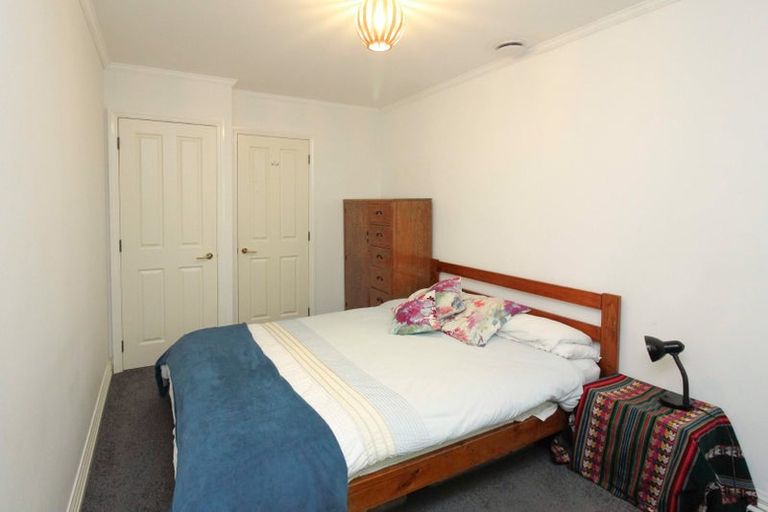 Photo of property in 10/162u Aro Street, Aro Valley, Wellington, 6021
