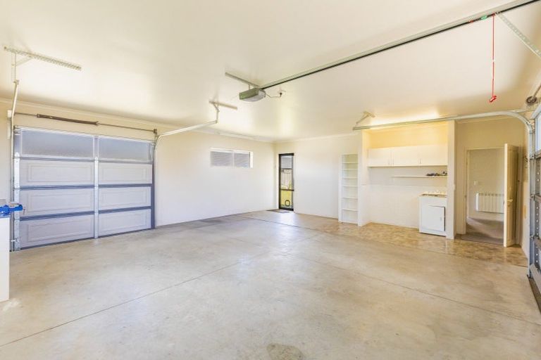 Photo of property in 78 Belgrove Drive, Waipukurau, 4200