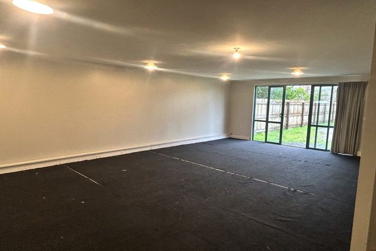 Photo of property in 73 Martin Road, Paraparaumu Beach, Paraparaumu, 5032