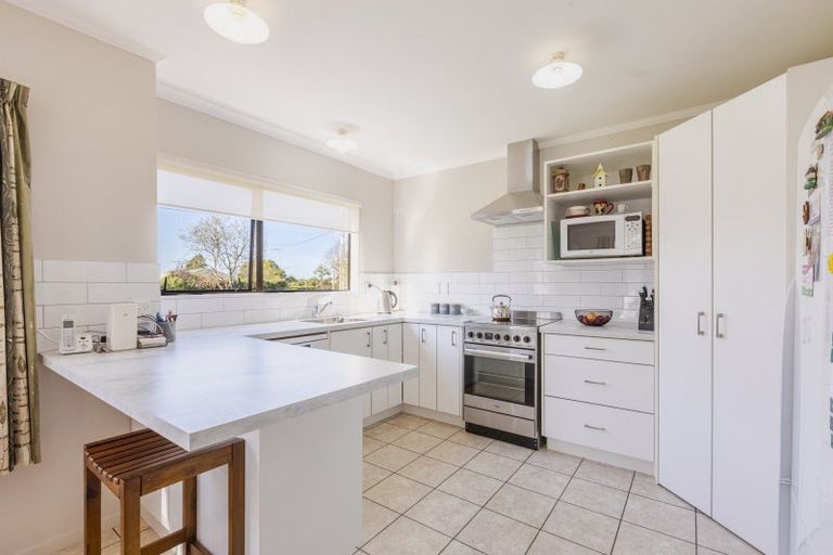 Photo of property in 18 Hatuma Road, Waipukurau, 4200