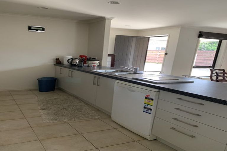 Photo of property in 18a Scott Road, Papakura, 2110