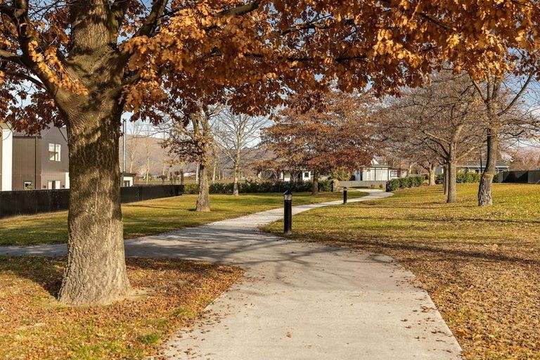 Photo of property in 33 Midlothian Avenue, Cromwell, 9310