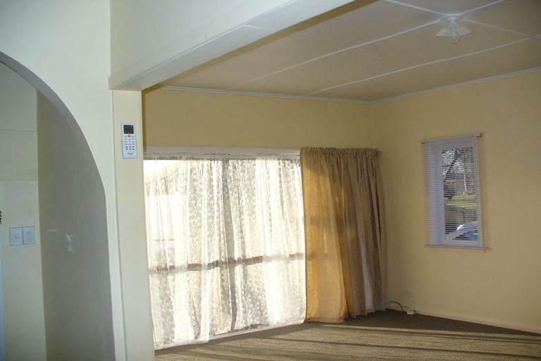 Photo of property in 48 Paerata Road, Pukekohe, 2120