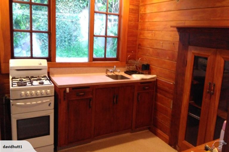 Photo of property in 61 Rolleston Street, Mount Cook, Wellington, 6021