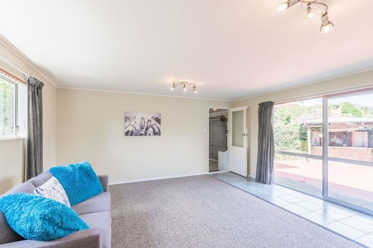 Photo of property in 5 Sharda Grove, Paraparaumu Beach, Paraparaumu, 5032