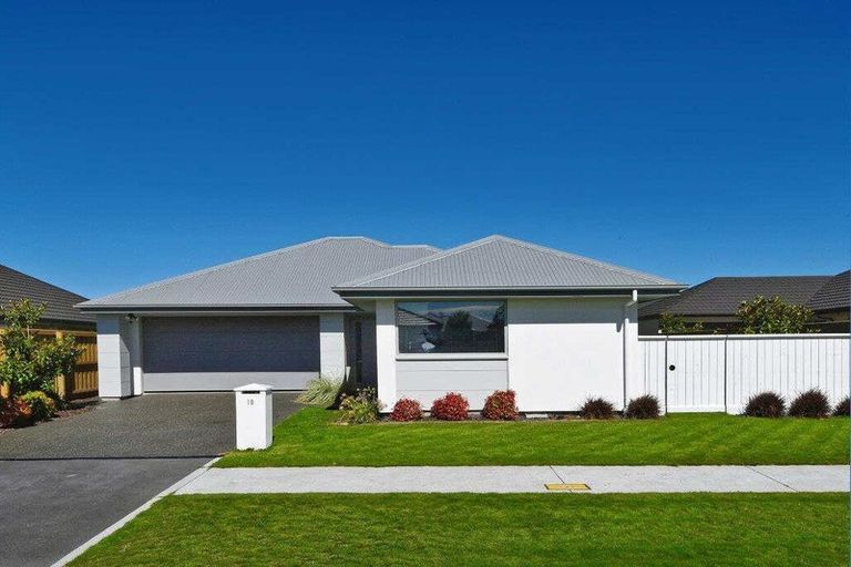Photo of property in 10 Burford Way, Rolleston, 7615