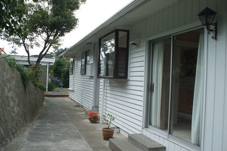 Photo of property in 52 Dominion Park Street, Johnsonville, Wellington, 6037